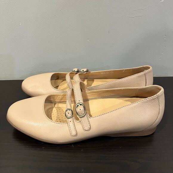 Dansko Leeza Ballerina Flats Size 42 US 11.5-12 Tan - Picture 1 of 8